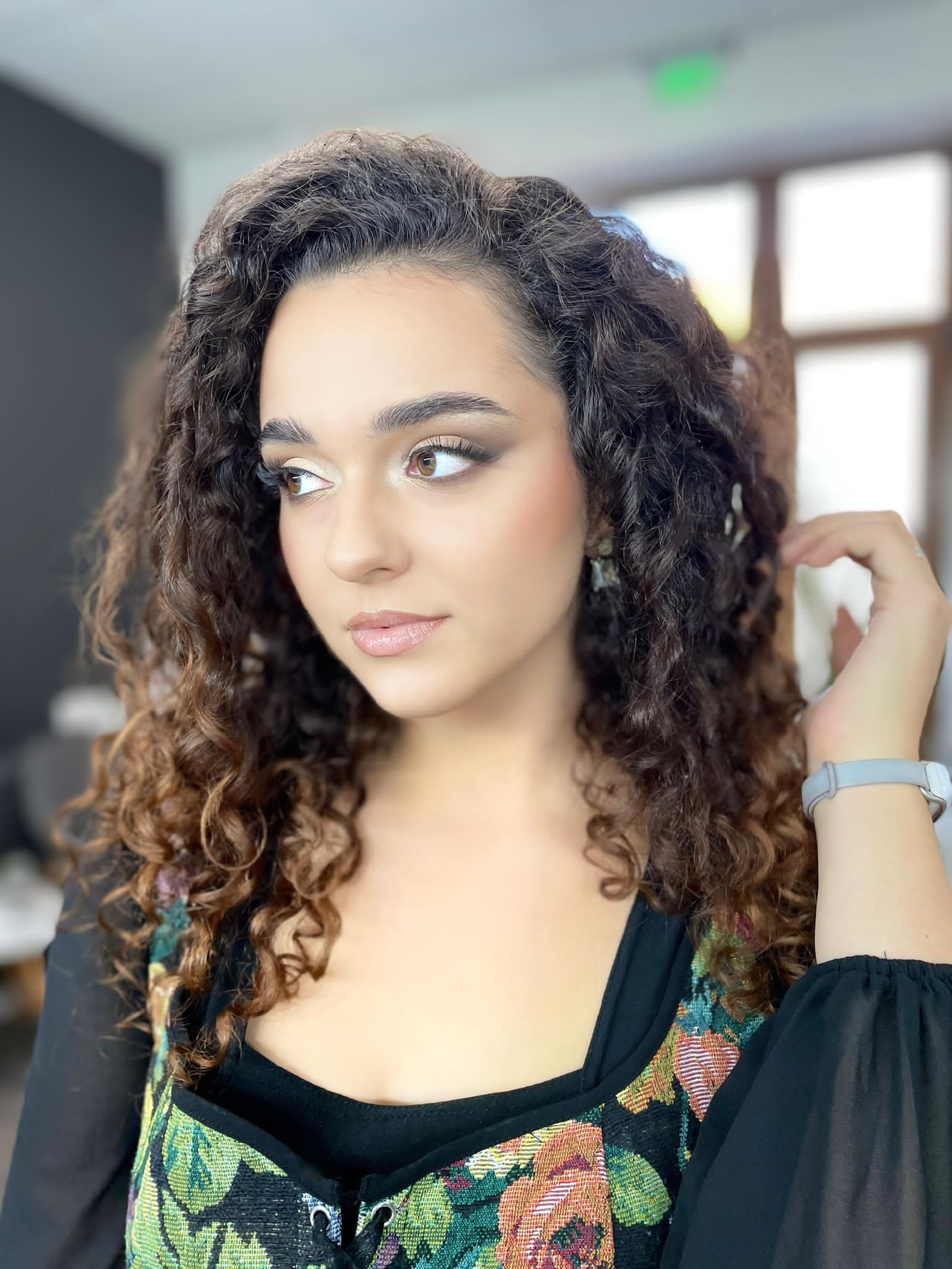 SZAB&Oacute; SZINTIA